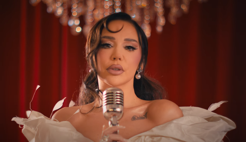 Ana Kabashi publikon këngën “Bye Bye”