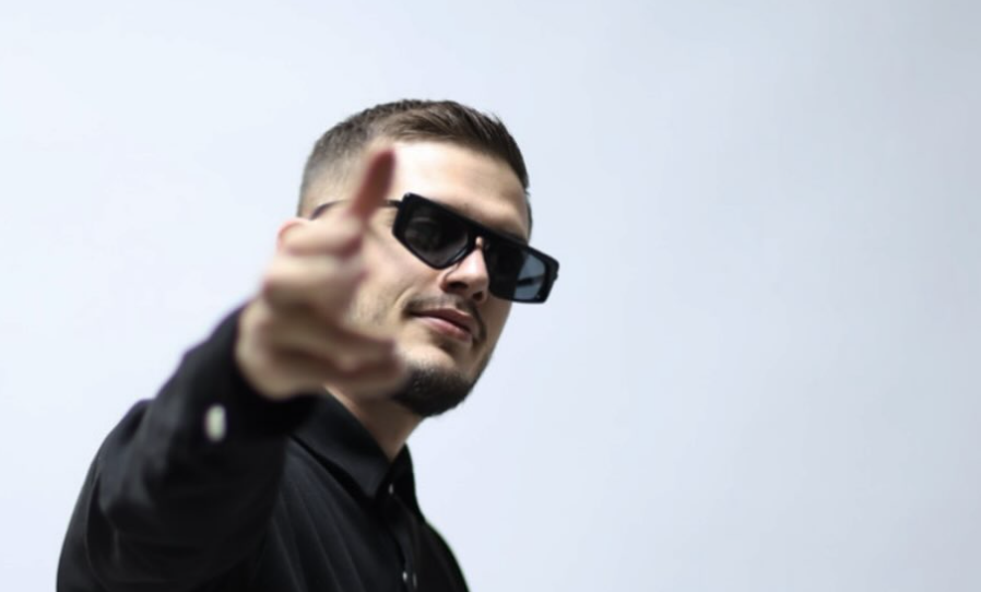 Bardhi paralajmëron pesë këngë shpirti