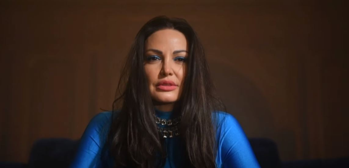 Një tigër i kaltër si Bleona Qereti (VIDEO)