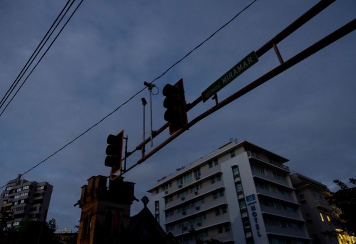 Rryma i fiku edhe në Porto Riko, pothuajse i gjithë vendi pa energji elektrike për Vitin e Ri