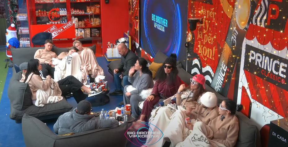 "Hajde mashtruese", tensione mes Drenushës dhe Gresës, ndërhyjnë Xheneta dhe Anisa! (VIDEO)