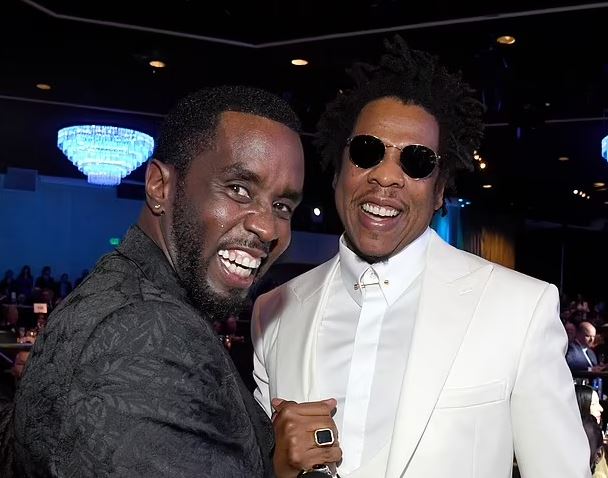Jay Z akuzohet për përdhunimin e një 13-vjeçareje, i mohon ashpër pretendimet