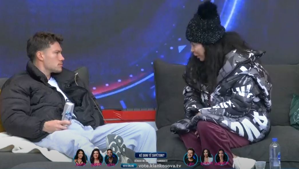 Driloni flet për Lelën me Rovenën (VIDEO)
