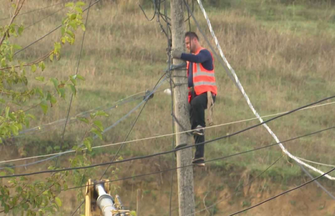 240 shtëpi pa energji elektrike në Berat