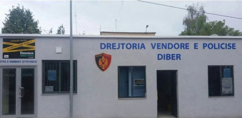 Arrestohet një 18-vjeçar në Peshkopi, theri me thikë një moshatar të tij