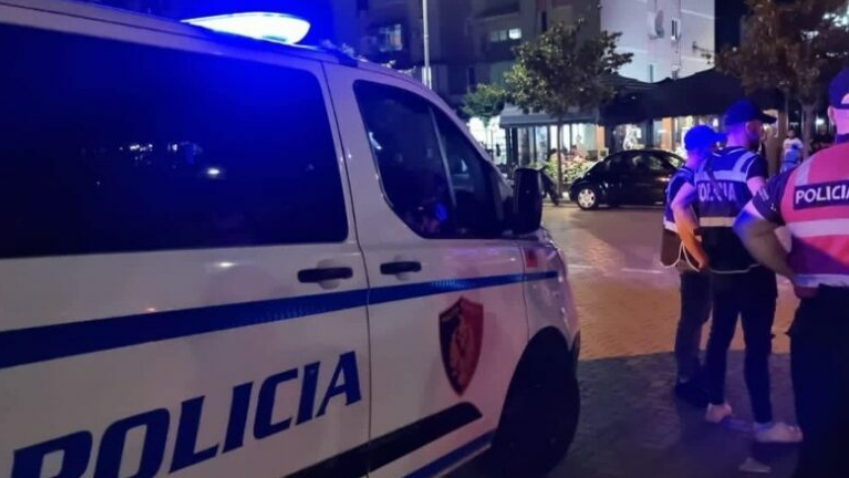 Dy persona në Tiranë theren me mjet të mprehtë nga një 40-vjeçar
