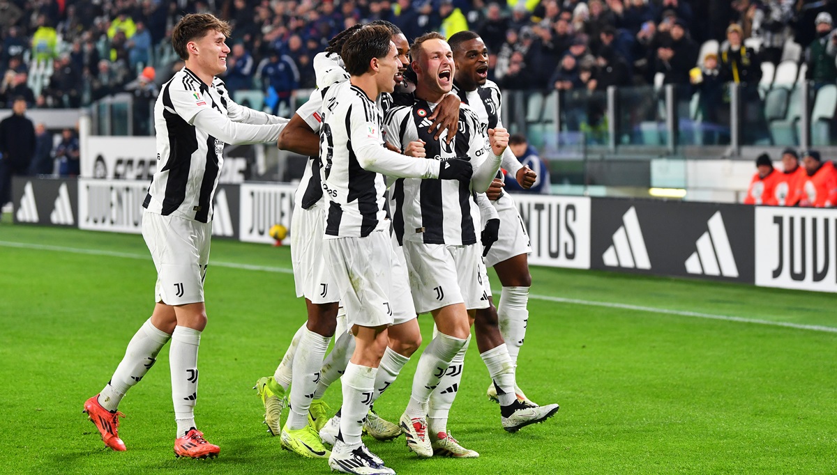 Juventusi e kalon lehtë Cagliarin, siguron çerekfinalen e Kupës
