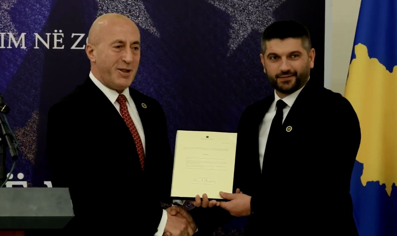 Kandidati i AAK-se per deputet nga Shtimja, Mensur Neziri