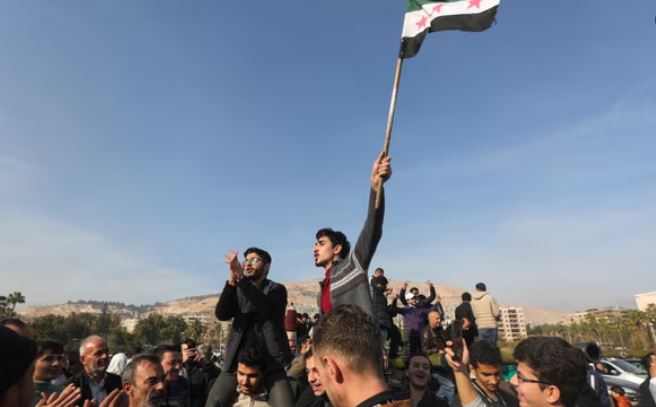 Udhëheqësi rebel sirian do të publikojë listën e zyrtarëve të regjimit të Asadit përgjegjës për torturë