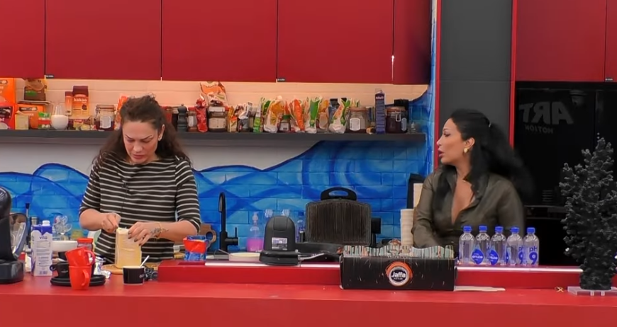 Përplasje me Gresën, e akuzon Rovena: Ti je ndjekësja ime që nga fillimi! (VIDEO)