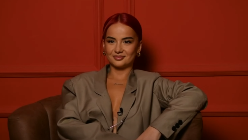 Çka po “gatuan” Rina?