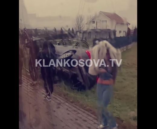 Një veturë rrokulliset në Rufc të Lipjanit
