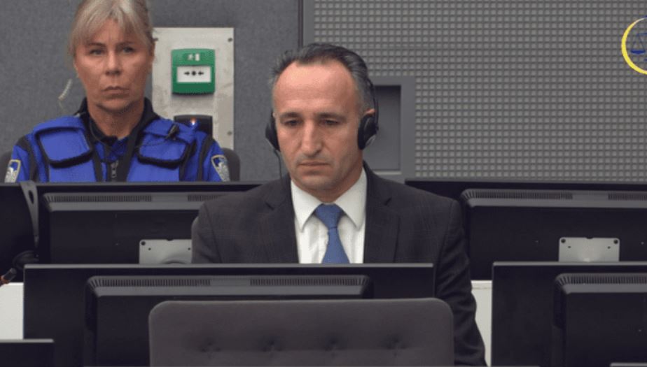 Ish-shefi i Agjencisë Kosovare të Inteligjencës, Bashkim Smakaj, në Hagë.