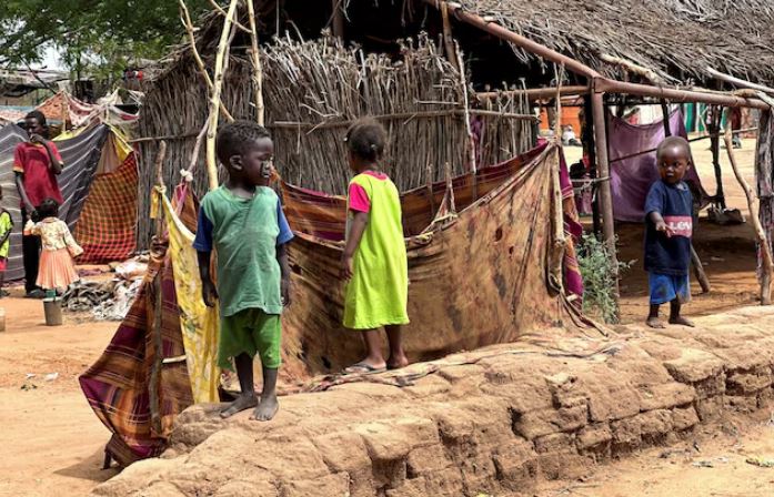 Mbi 700 të vrarë në rrethimin e al-Fashir të Sudanit, thotë shefi i OKB-së për të drejtat e njeriut