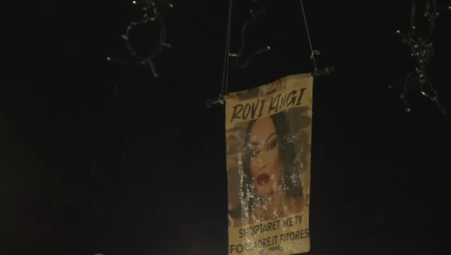 "Shqiptarët me ty, forca drejt fitores", droni i radhës është për Rovenën (VIDEO)