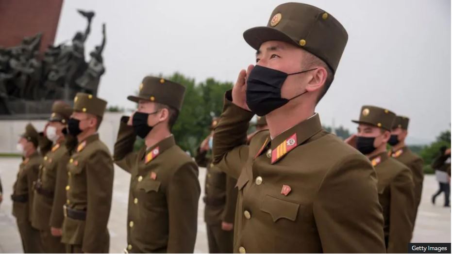 Koreja e Jugut thotë se mbi 100 ushtarë të Koresë së Veriut janë vrarë në luftën e Ukrainës