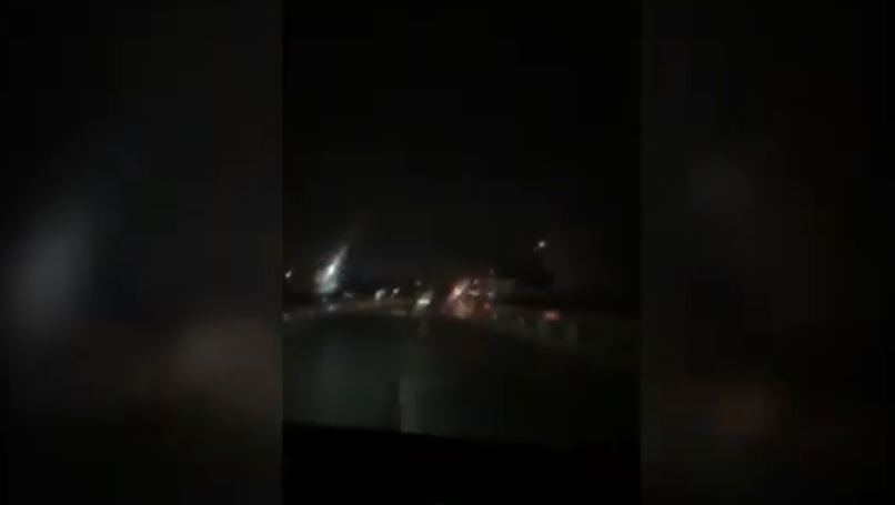 Vetura lëviz pa drita në rrugën Skenderaj - Drenas