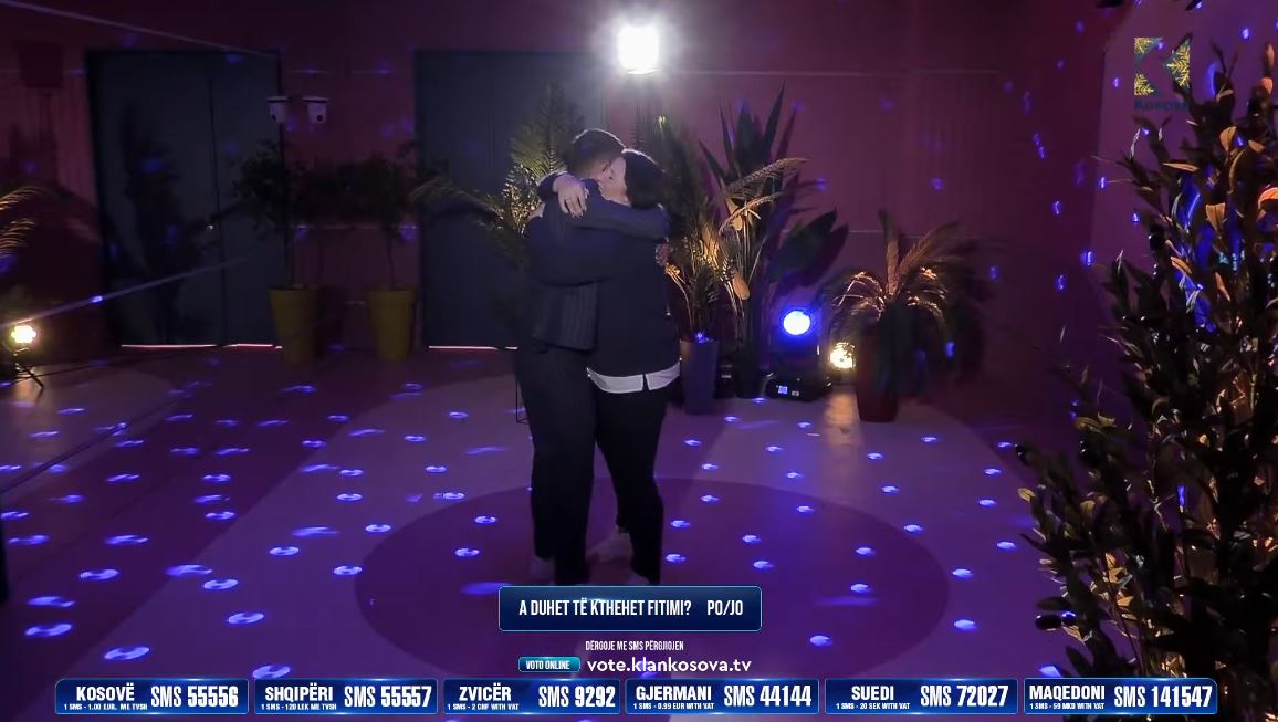 Vullneti surprizohet nga motra, moment emocional