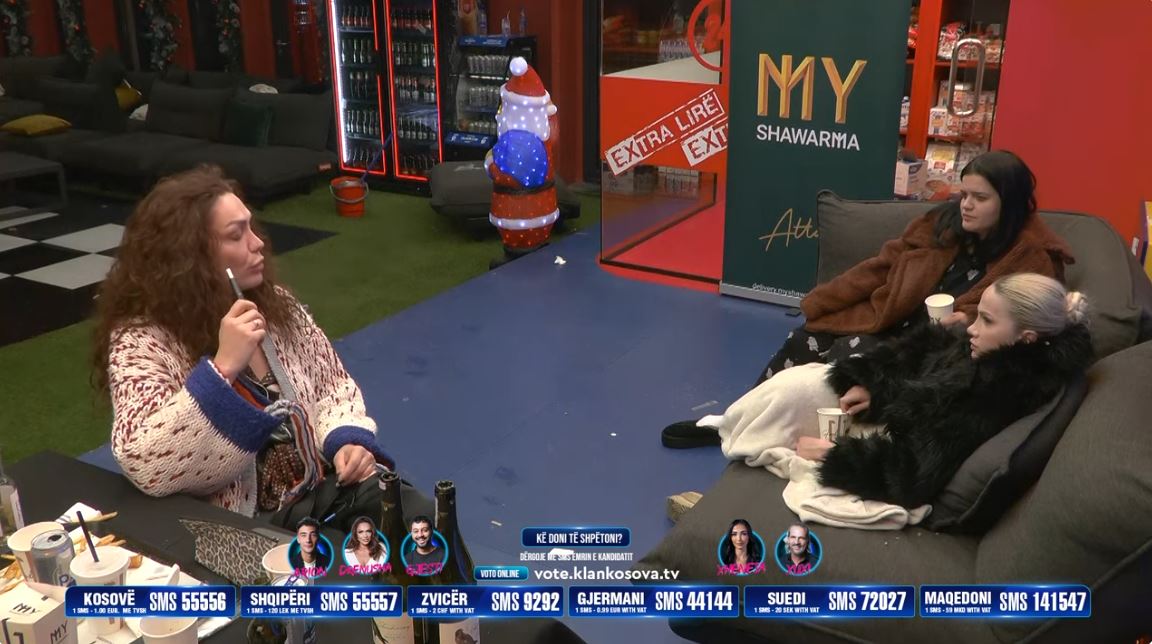 Drenusha rrëfehet për darkën e të nominuarve tek Gresa e Sara (VIDEO)