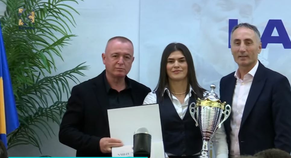 Donjeta Sadiku “Boksierja e Vitit” 2024 (VIDEO)