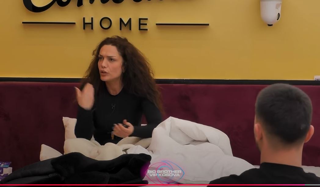 Plas sherri mes Drenushës dhe Rovenës, ja si nisi gjithçka! (VIDEO)