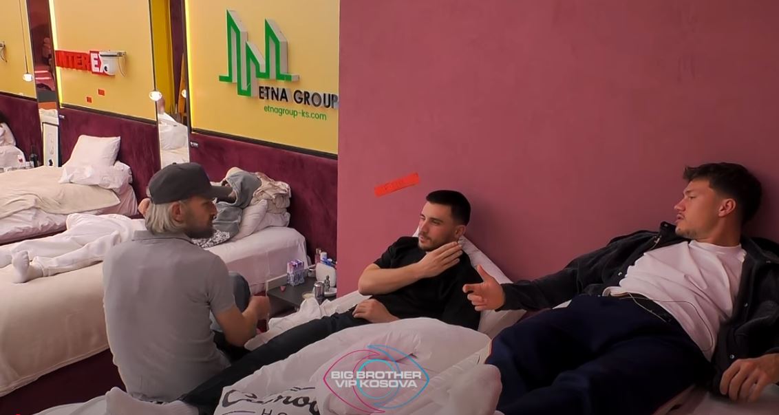 "A ke provu qumësht të grave?" - Tema qesharake mes banorëve para 'Prime' (VIDEO)