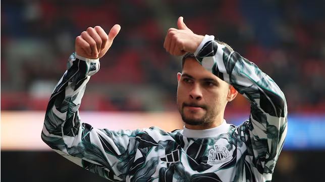 Manchester City synon një yll të premierligës për mesfushën