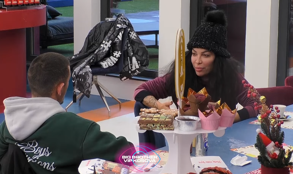 "Lojën e gjarpërit e ka!", Rovena flet me Vullnetin, ky i fundit përsëri iu mbyll derën banorëve (VIDEO)