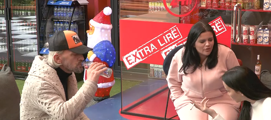 "Ti qeshe, e je pro femrave", Xheneta ballafaqohet me Gresën, ndërhyn edhe Xuxi (VIDEO)