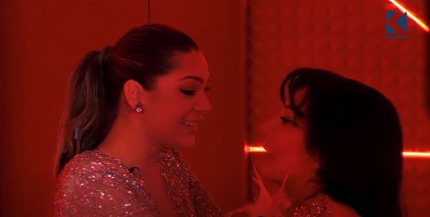 Këto ishin porositë që nëna ia la Lelës (VIDEO)