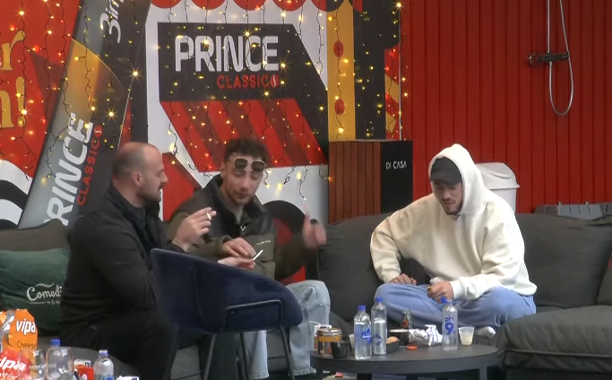 Pauli, Arioni e Leo rrëfejnë historitë më interesante në futboll (VIDEO)