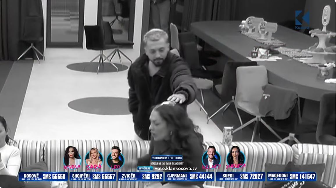 Momenti kur Gjesti dhe Drenusha i thyejnë vezën njëri-tjetrit në kokë