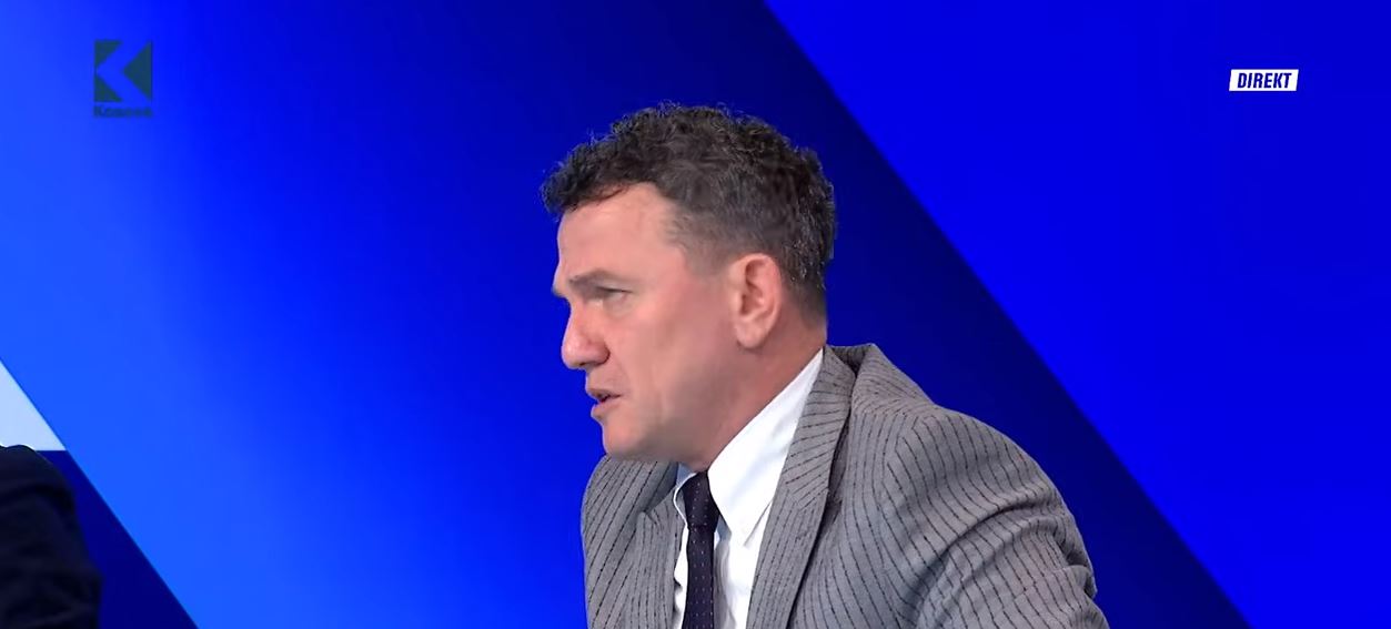 Buzhala: Për Kurtin duhet me qenë i vdekur për me qenë hero