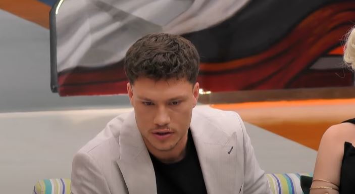 Si është njohur Driloni me Lelën jashtë? (VIDEO)