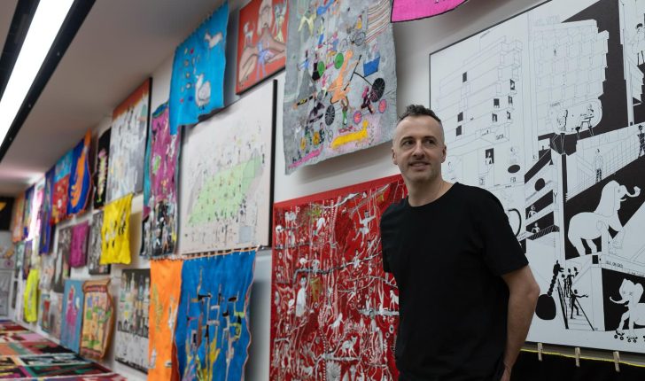 Artisti Jakup Ferri përzgjidhet për “Art Explora” në Francë