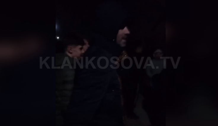 Revoltohen banorët e Livoçit, ndërprerje rryme çdo ditë deri në 7 orë (VIDEO)