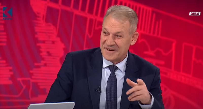 Hadergjonaj e quan “simpatik” numrin me të cilin garon: Është numri i këmbës së shoqes time (VIDEO)