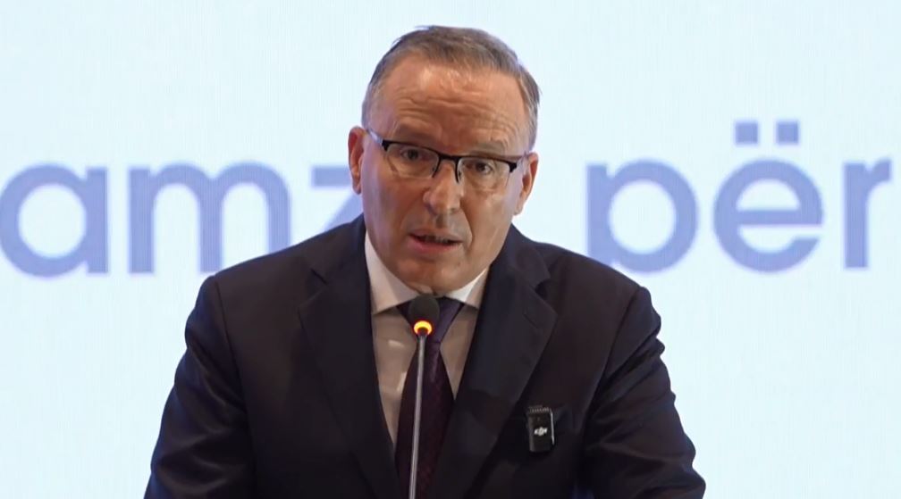 Hamza: Festave tona do t'u shtohet hijeshia me Thaçin, Veselin, Krasniqin e Selimin