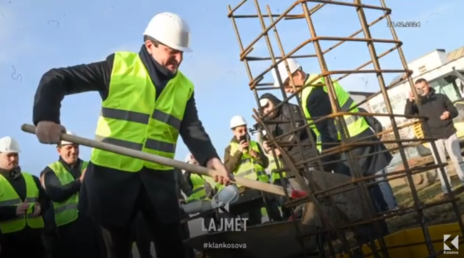Fundi i mandatit: Kurti me ministra s’lëshojnë lopatat nga duart (VIDEO)