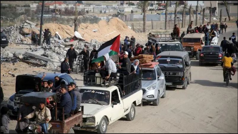 Palestinezet duke u kthyer ne Gaza