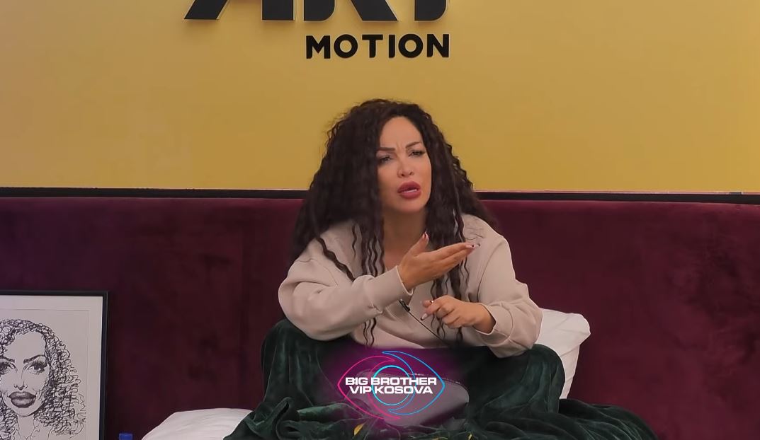 Debat me tone të larta mes Rovenës dhe Drenushës (VIDEO)