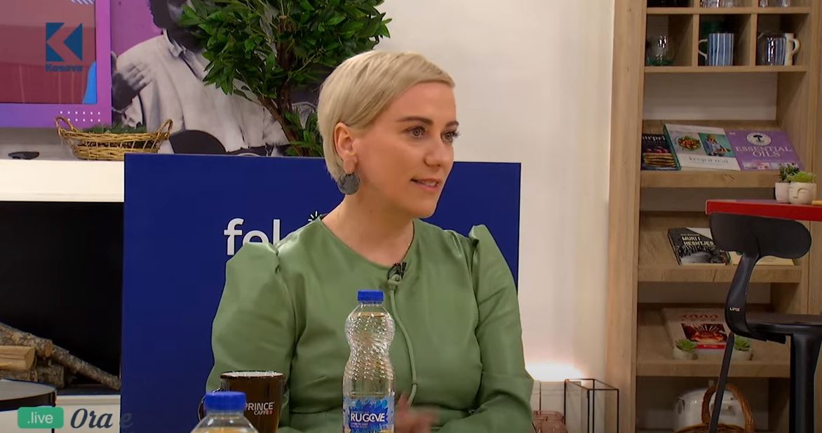 Gërshetimi mes poezisë, politikës e sociologjisë - ja profili i kandidates për deputete, Sibel Halimi
