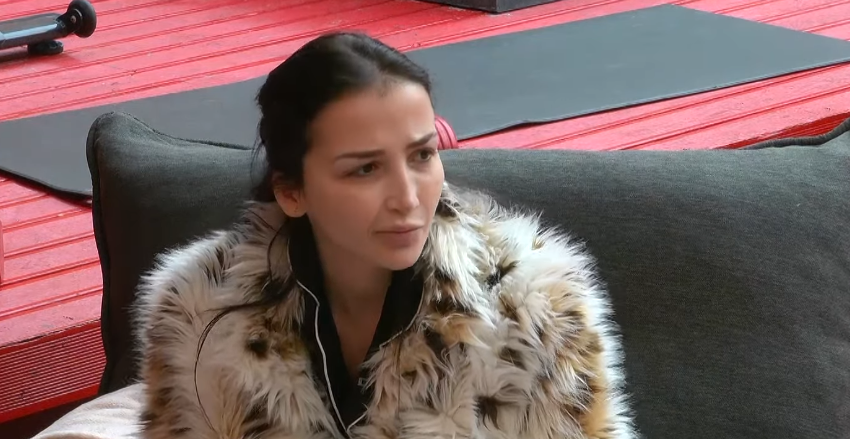 ''Ke sha me rob!'', Xheneta përplaset me Drilonin për qasjen ndaj banorëve (VIDEO)
