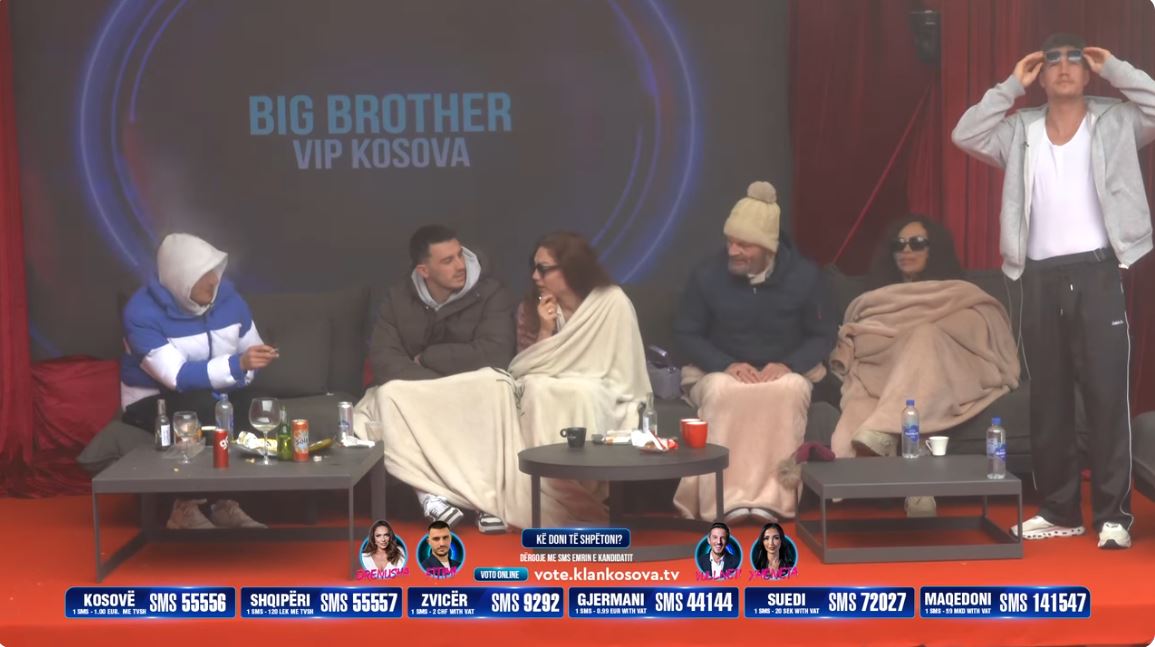 Mjegulla ngatërron Drilonin, se di a po duket dielli apo hëna - Xuxi e quan 'trullan' (VIDEO)