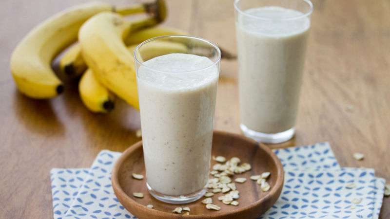 Niseni ditën me banane dhe mjaltë