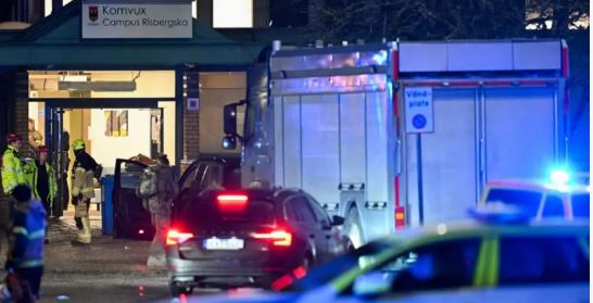 Shkollat ​​janë të sigurta për t'u rikthyer nesër, thotë kryeministri suedez