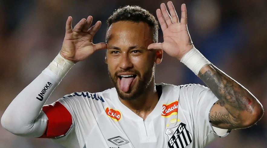 Neymari me gol të çmendur nga korneri