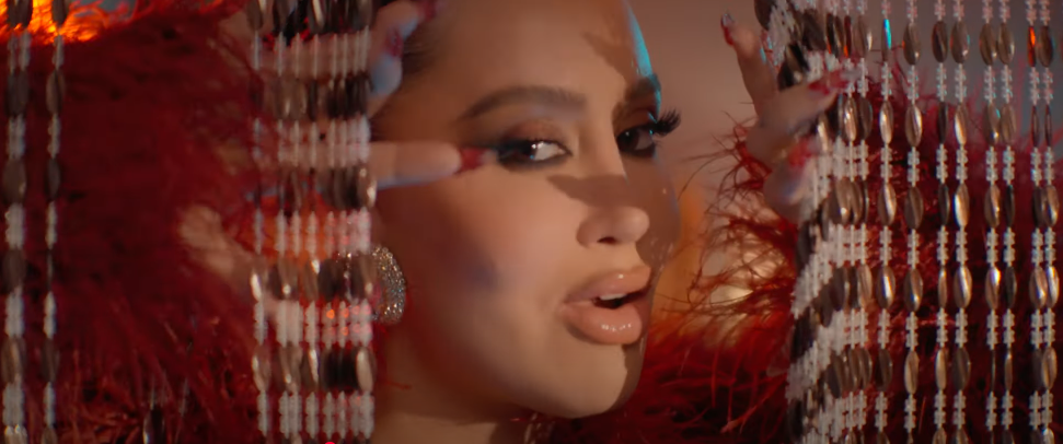 Publikohet knga Alo nga Dafina Zeqiri