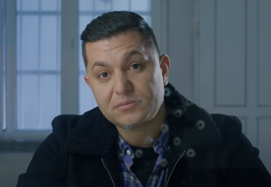 Publikohet pjesa e dytë e filmit “Shpija e Babës” me protagonist kryesor, Daim Lalën (VIDEO)
