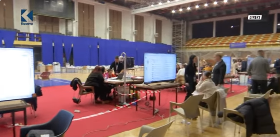Ende s’ka nisur numërimi i votave për deputetë, shkak janë problemet me sistemin